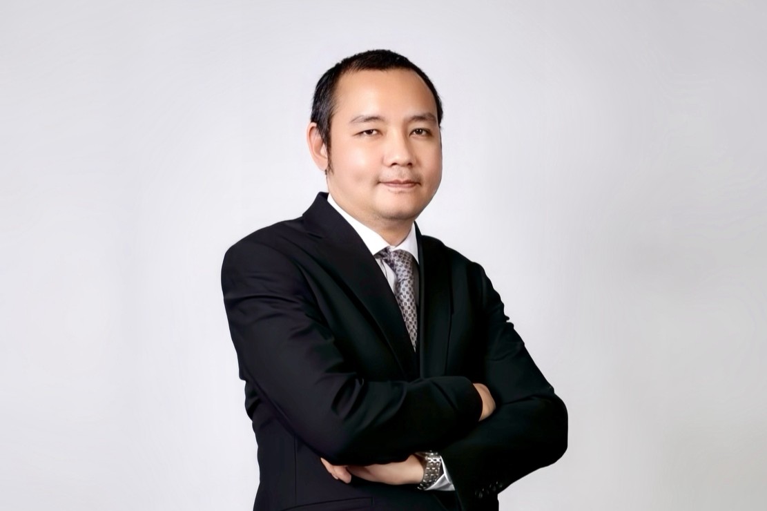 チャクリット・パラミーディレクらップ（ワイド画像）